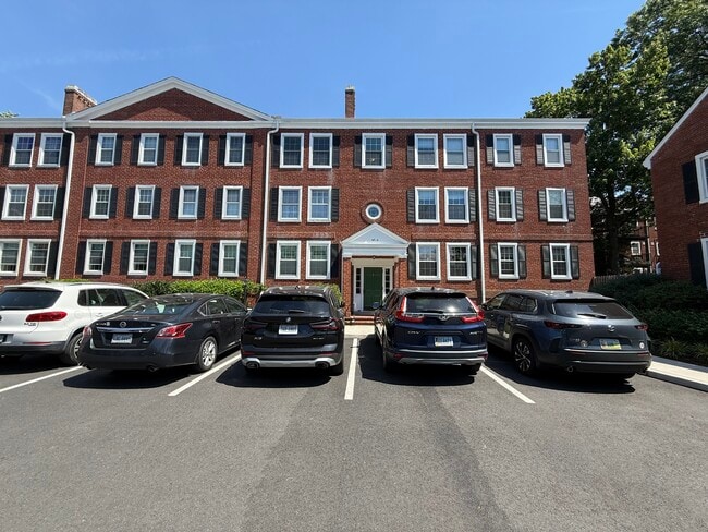Building Photo - 4814 30th St S Unit C2