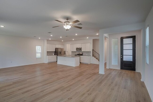 Photo - 1109 Winnie Dr