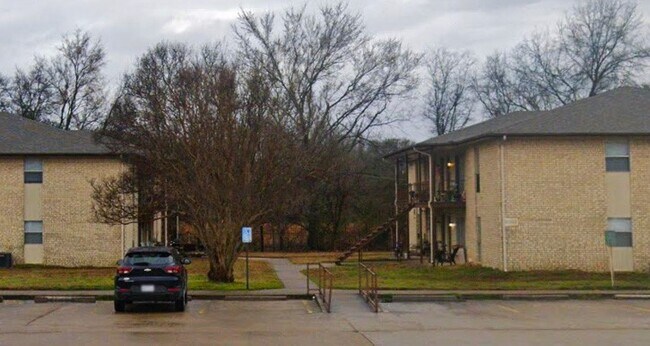 Photo - 307 US Hwy 175 W