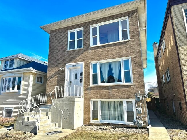 Building Photo - 2327 N 75th Ave Rental