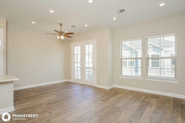 Photo - 5113 Royal Heath Dr