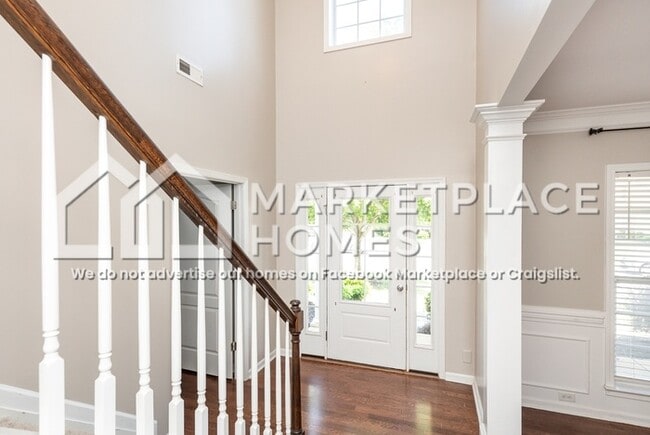 Photo - 102 Berwick Ct
