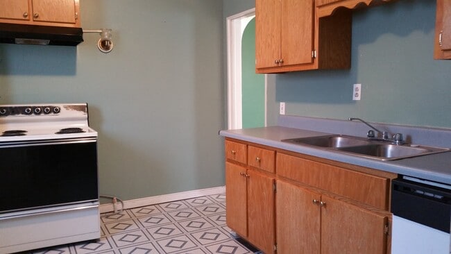 Photo - 130 Leavenworth St
