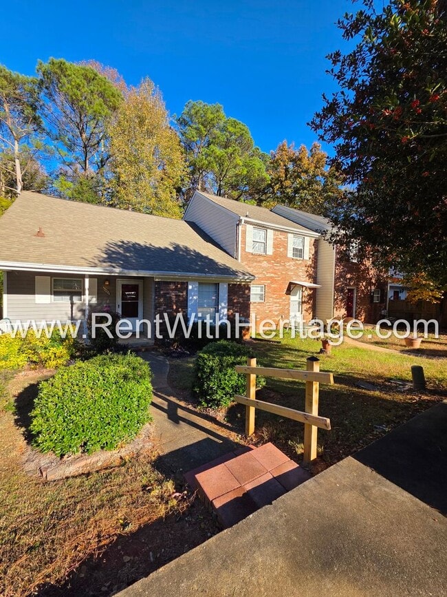 Photo - Amazing 2 bedroom, 1.5 bath townhome/ Grea...