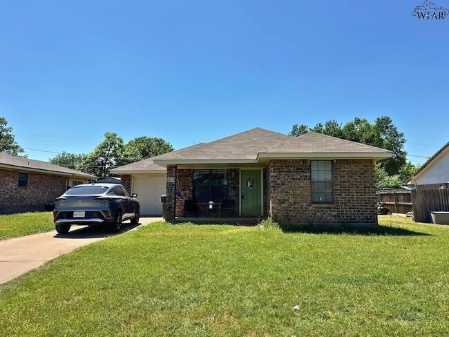 Building Photo - 5216 Brookwood Dr