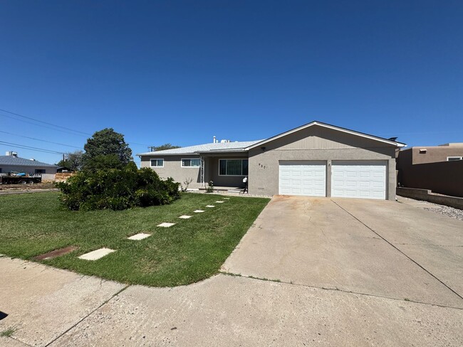 Photo - 9501 Arvilla Ave NE