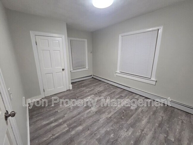 Photo - 250 Massachusetts Ave Unit 2nd floor rear