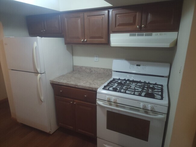 Photo - 46 Isabella Ave Unidad 1