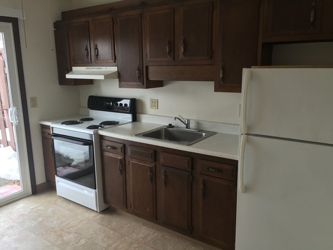 Amherst Meadows Commons 55+ Living