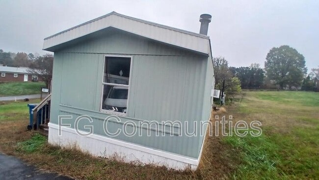 Photo - 2155 White Pine M H P Rd