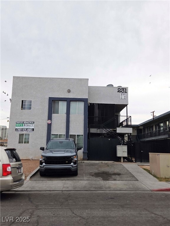 Building Photo - 231 W Philadelphia Ave Unit 5