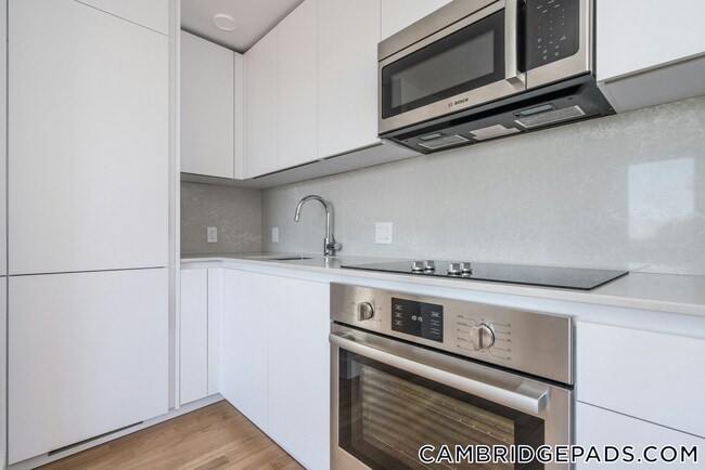 Photo - 334 Harvard St Unidad A6