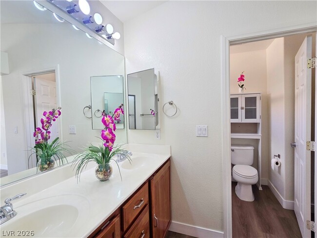 Photo - 7593 Garden Galley St