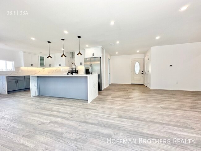 Photo - 6243 Platt Ave