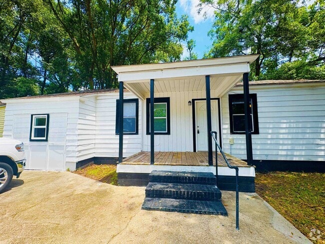 Building Photo - 412 E Magnolia Dr Rental
