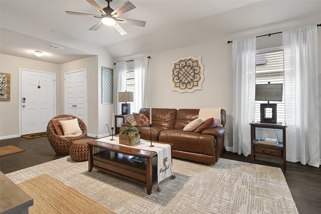 Photo - 1329 Mount Blanc Path