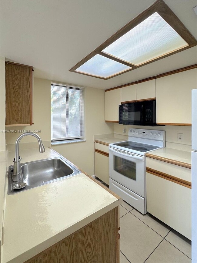 Photo - 3287 Coral Lake Dr Unit 3287