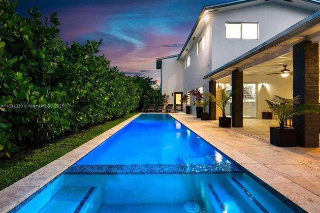 Photo - 1651 SW 13th Ave