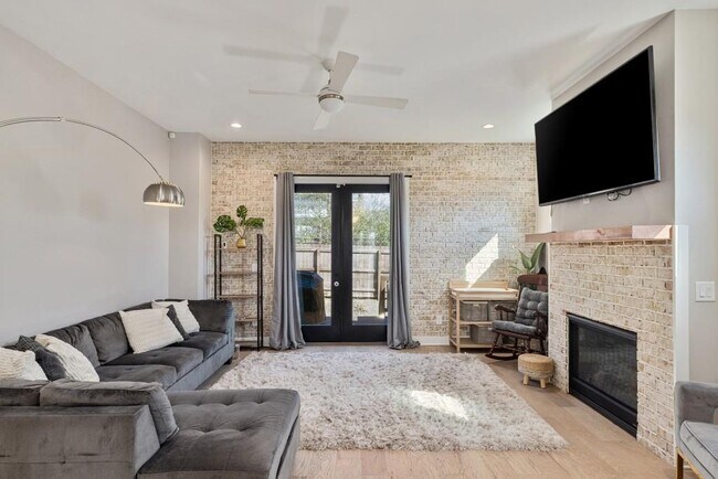 2356 Mason Dr Unit B-7