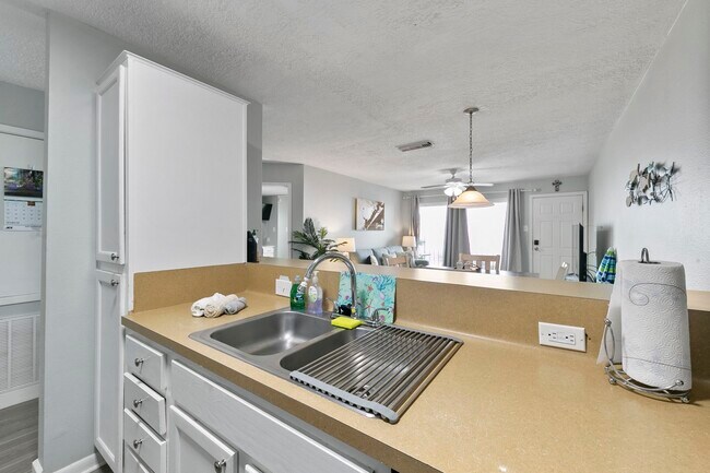 Photo - 7600 Seawall Blvd Unidad 115