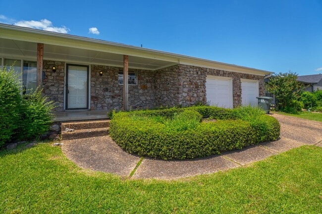 Photo - 3 bedroom West Little Rock home
