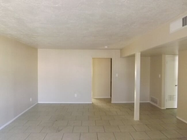 Photo - 5-Bedroom Home In Tempe