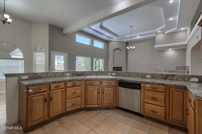 Photo - 6030 Laguna Vista Dr