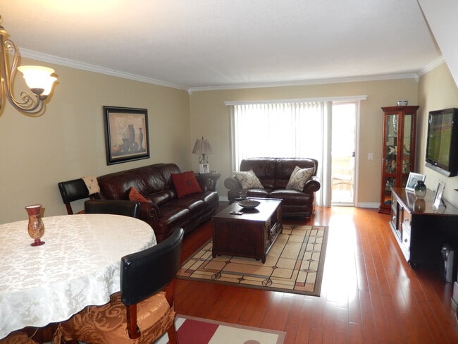 Photo - Updated 2 Bed, 1.5 Bath in La Mesa!! Water/Trash Included