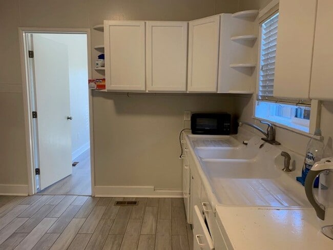 Photo - 3-Bed/1-Bath Plus Bonus Room That Can Be Used as 4th Bedroom. Walk to Santa Clara University! Ava...