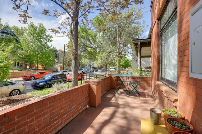 Photo - 1136 N Washington St Unit 1136 N Washington