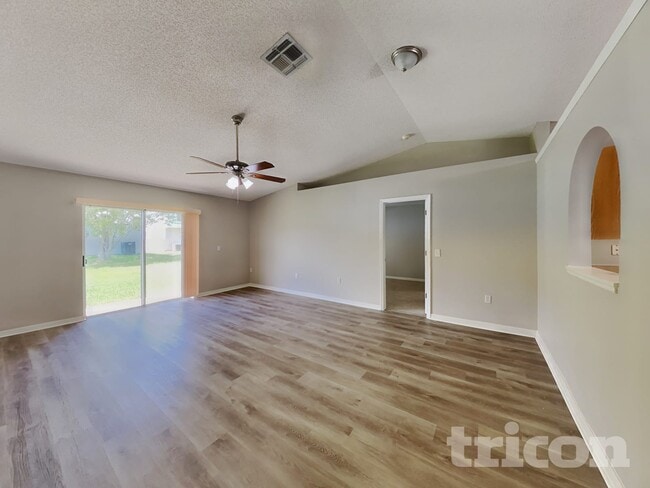 Photo - 10414 Song Sparrow Ln