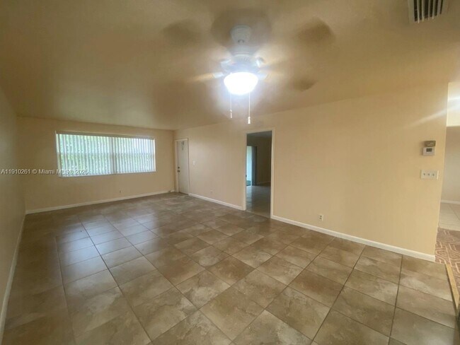 Photo - 6890 Royal Palm Blvd Unit 305H
