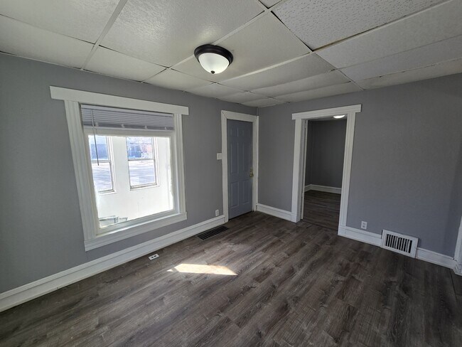Photo - 415 Adams St