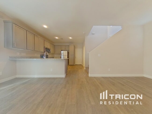 Photo - 2929 N 28th St