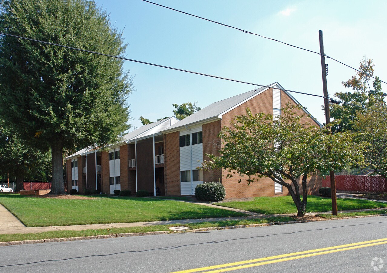 Photo - Salem View Apartments