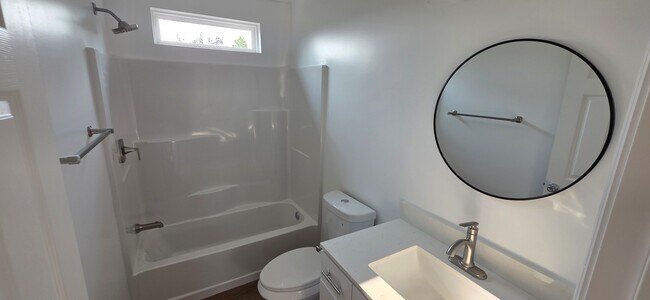 Photo - 219 Mullican St
