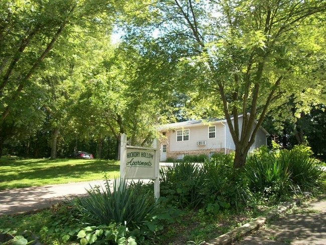 Hickory Hollow - Hickory Hollow Apartments