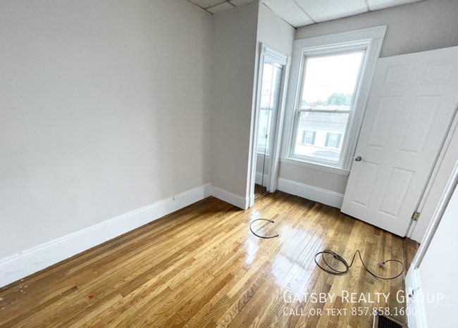 Photo - 26 Harbor View St Unit 3R