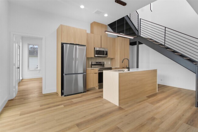 Photo - 5614 Larkin St Unit G