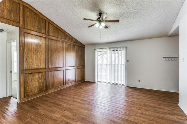 Photo - 1140 Jameson St