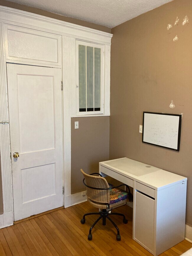 30 Glenville Ave Unit 3