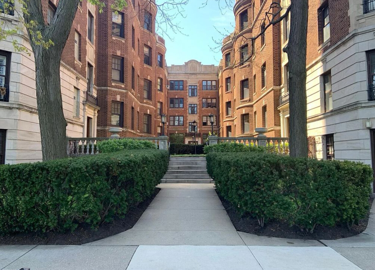 Photo - 2326 N Lincoln Park W Condo Unit 2F