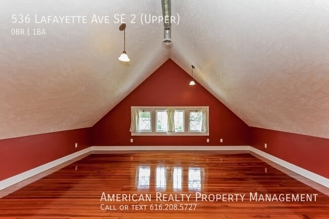 Photo - 536 Lafayette Ave SE