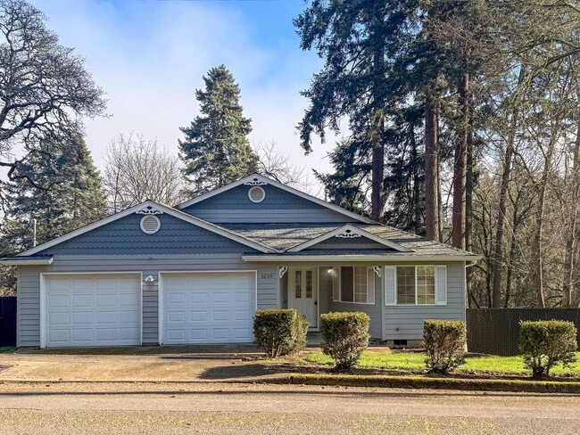 Photo - 3200 Lorian Ln SE