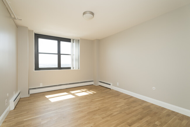 Photo - 1400 Columbia Rd Apartments Unit 17E