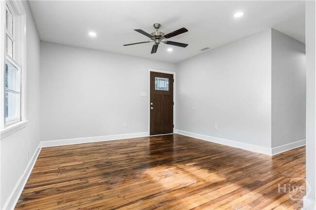 Photo - 2102 Auburn St