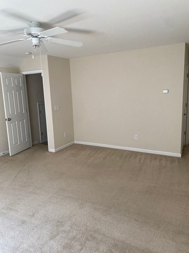 Photo - 1030 Glencroft Dr