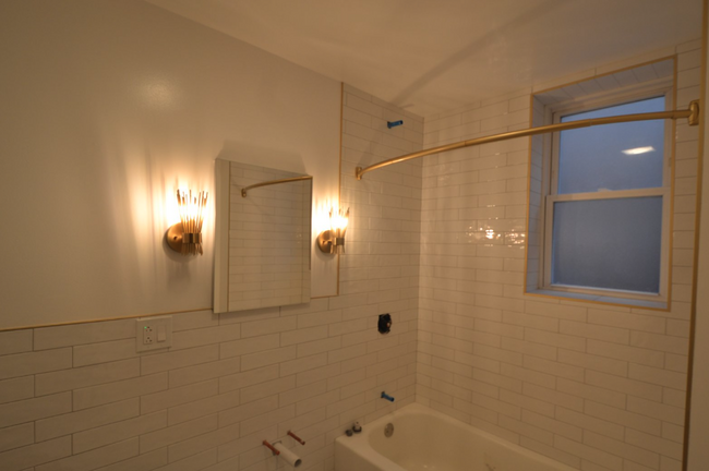 Photo - 4527 N Wolcott Ave Apartments Unit 4523-3A