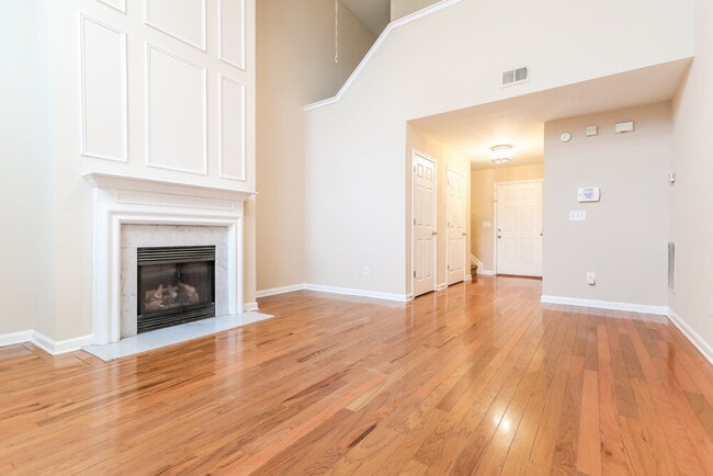 2230 Gateview Ct