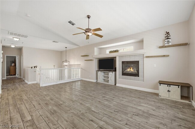 Photo - 9816 Red Horse St